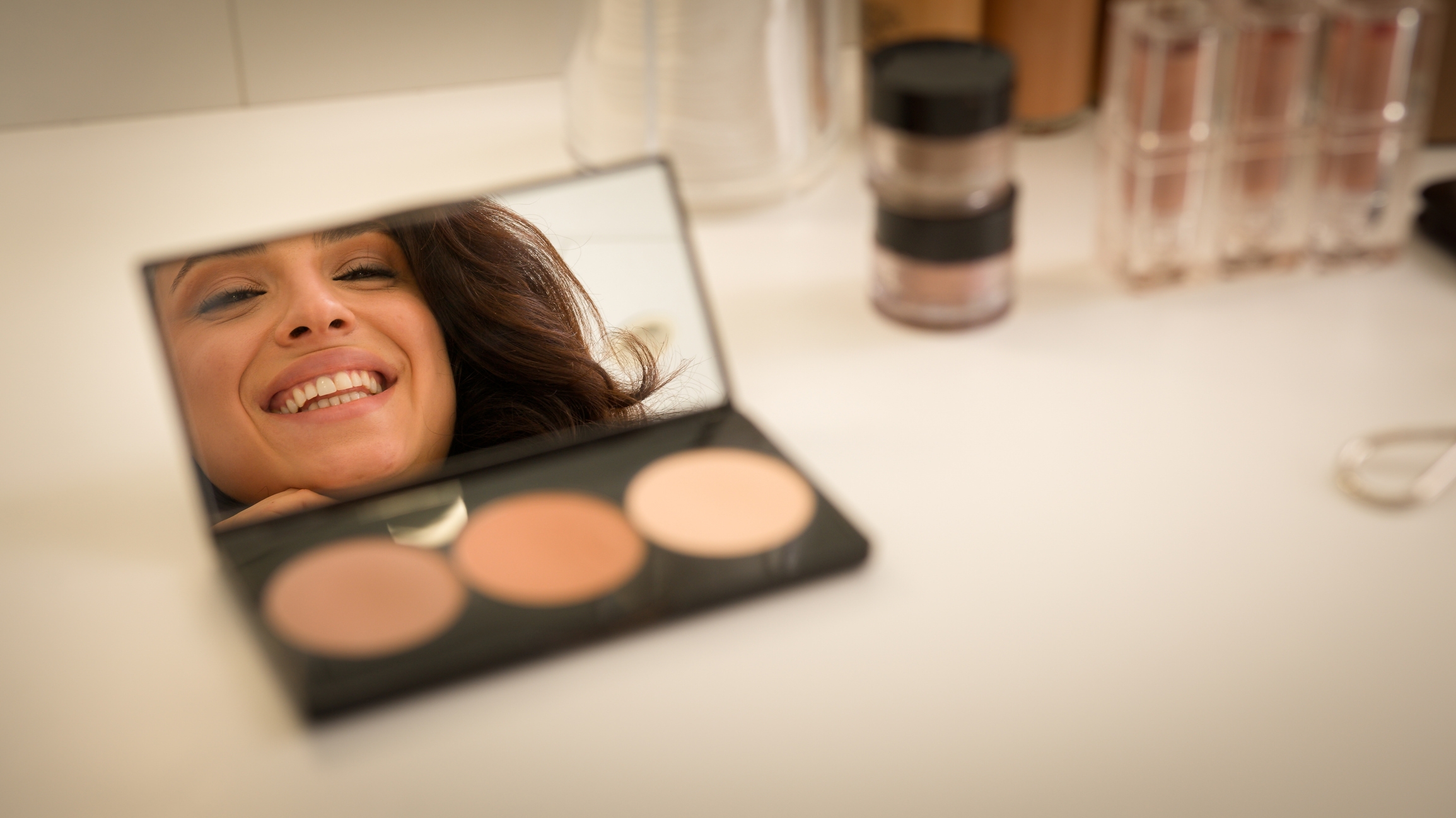 De Beste Contour-Produktene: Slik former du ansiktet ditt